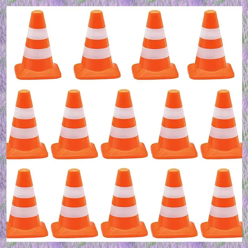 L81A 2025-14 Buah Mini Simulasi Keselamatan Kerucut Segitiga Kerucut Tanda Parkir Jalan Penghalang Jalan, Tanda Kecil