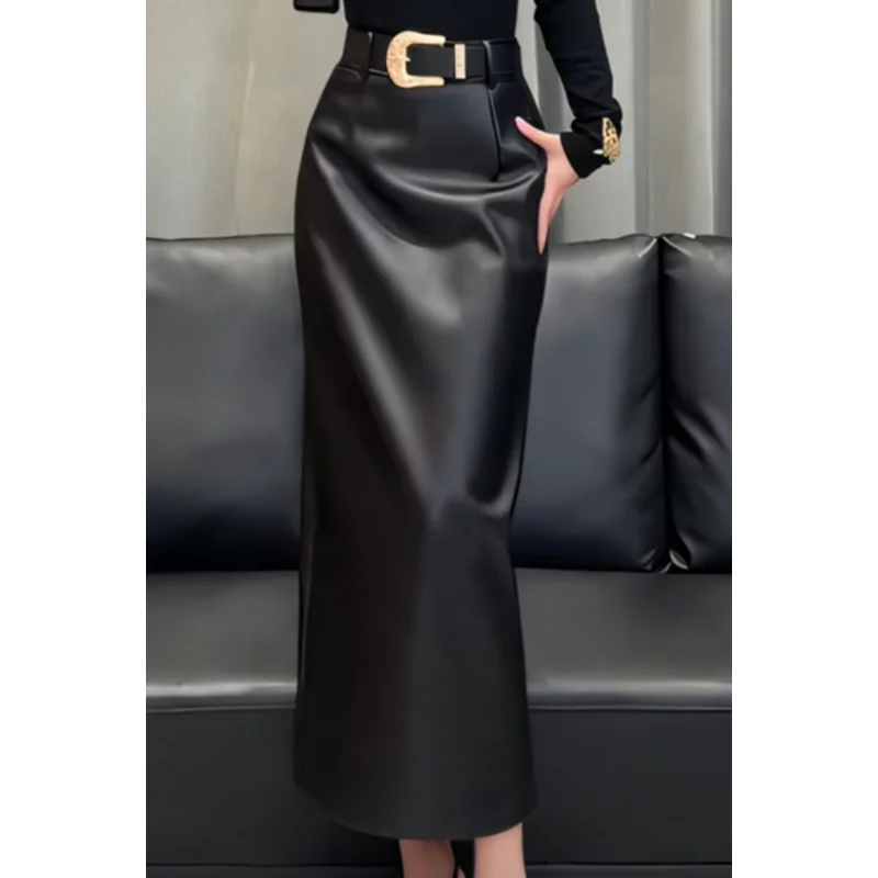 Falda de cintura alta drapeada de cuero para mujer, falda de cintura alta, versátil, ligera, de lujo, color negro, elegante, otoño e invierno, 2025