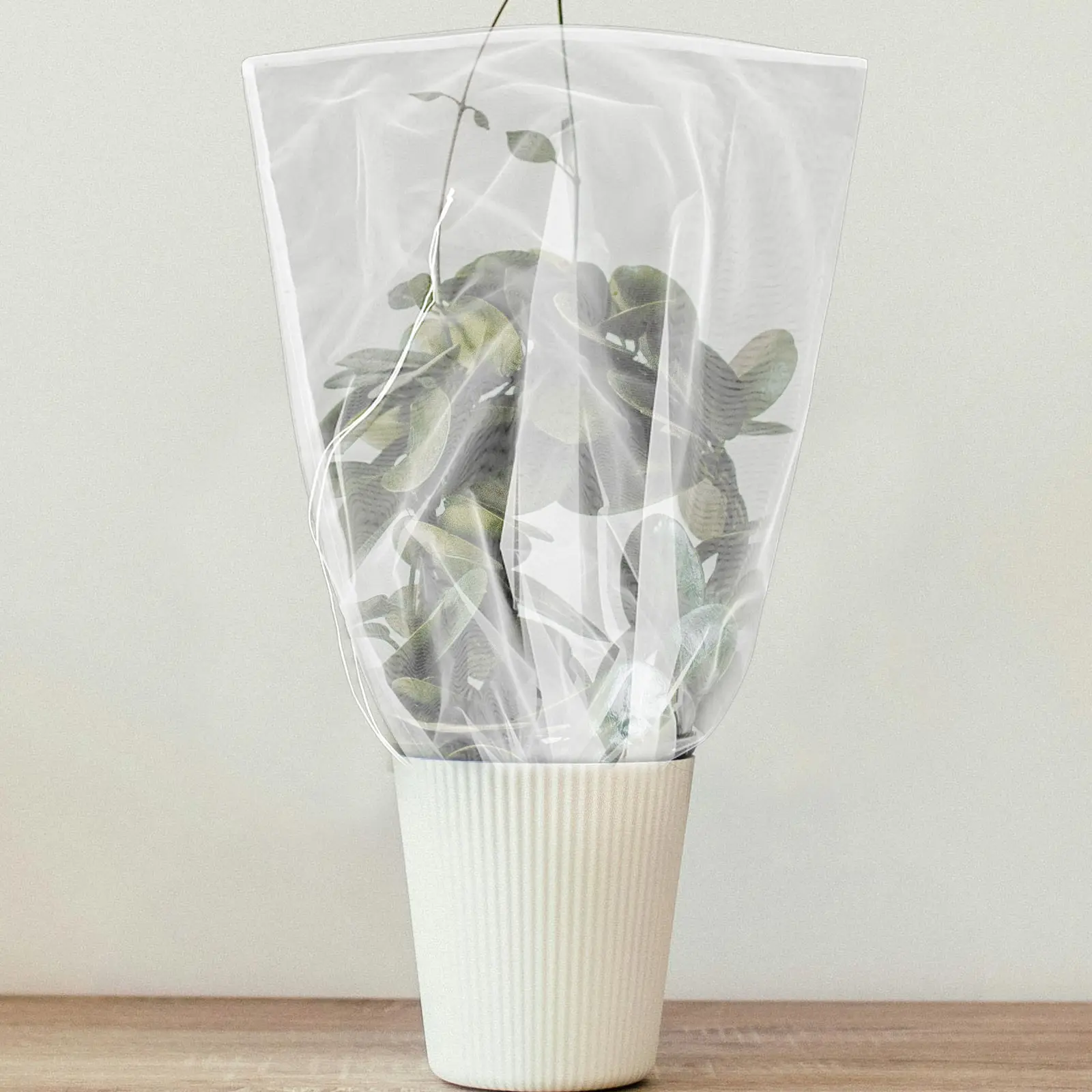 Reusable Drawstring Plant Cover Mesh Bag for Fruit Trees Flowers Landscape Gardening Wear-Resistant Bird Barriers Frost