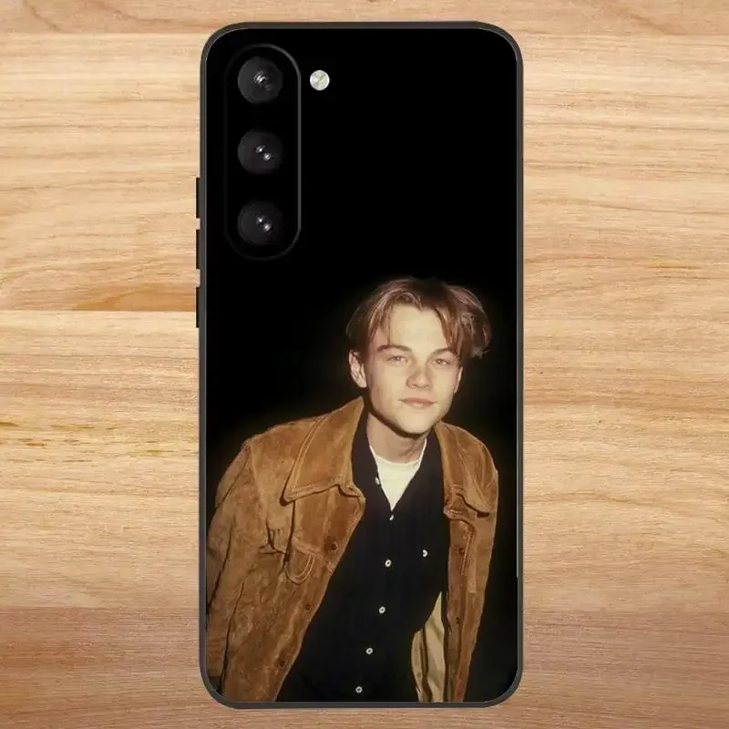 Leonardo Dicaprio Young Phone Case For Samsung S23,23,22,30,21,10,9,Note20 Ultra,Lite,Ultra,5G,Plus,FE,Black Soft Case