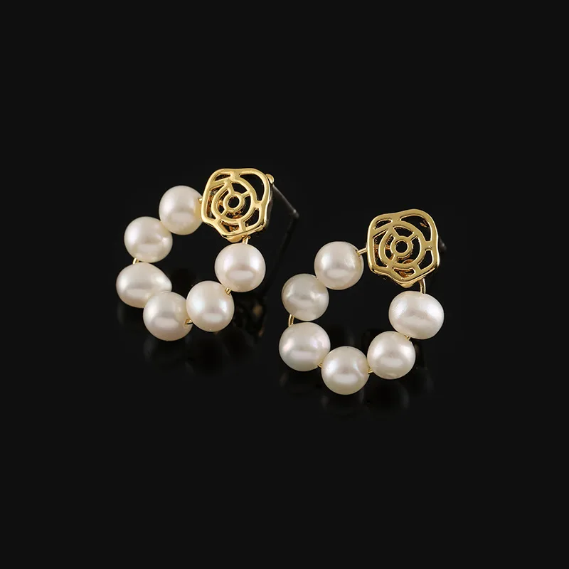 Fashion Camellia Flower Earrings Integrated Mosquito Incense Plate Ear Clip Ear Holes Free Gift Wholesale