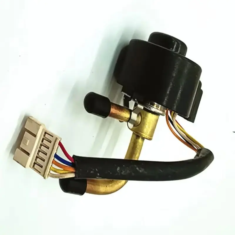 

EFM-40YGTF-2R Катушка электронного расширительного клапана