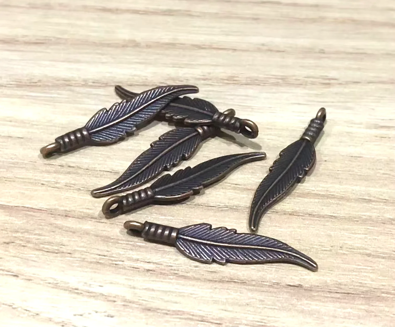 

30pcs 32*6mm Zinc Alloy metal feather pendants for jewelry handmade HW2668