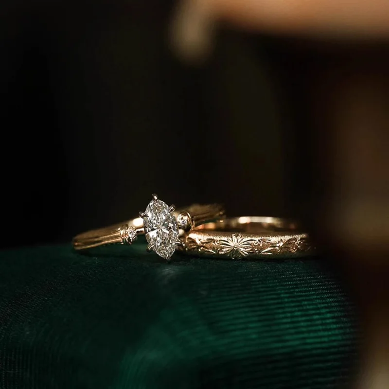 Vintage brushed carved flower inlaid diamond rings for women new in Marquise shape ring exquisite two-piece jewelry gift set