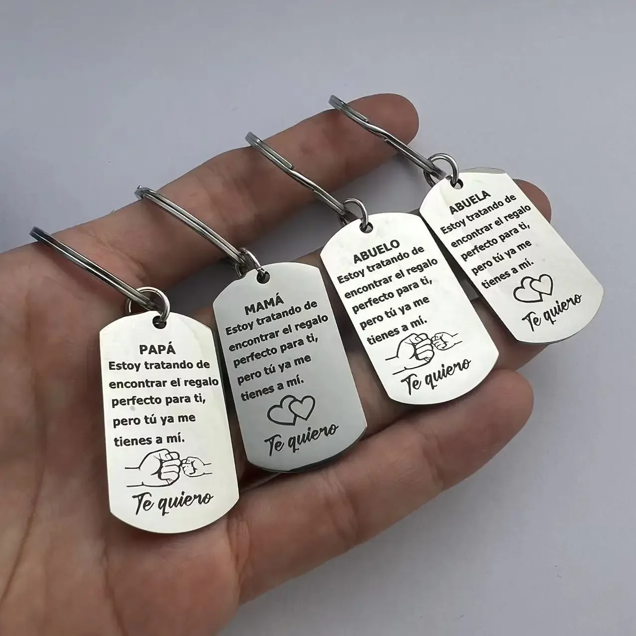 1PC Mothers Day Gifts Keychain for Mama Grandfather Abuelo Grandmother Abuelo Papa