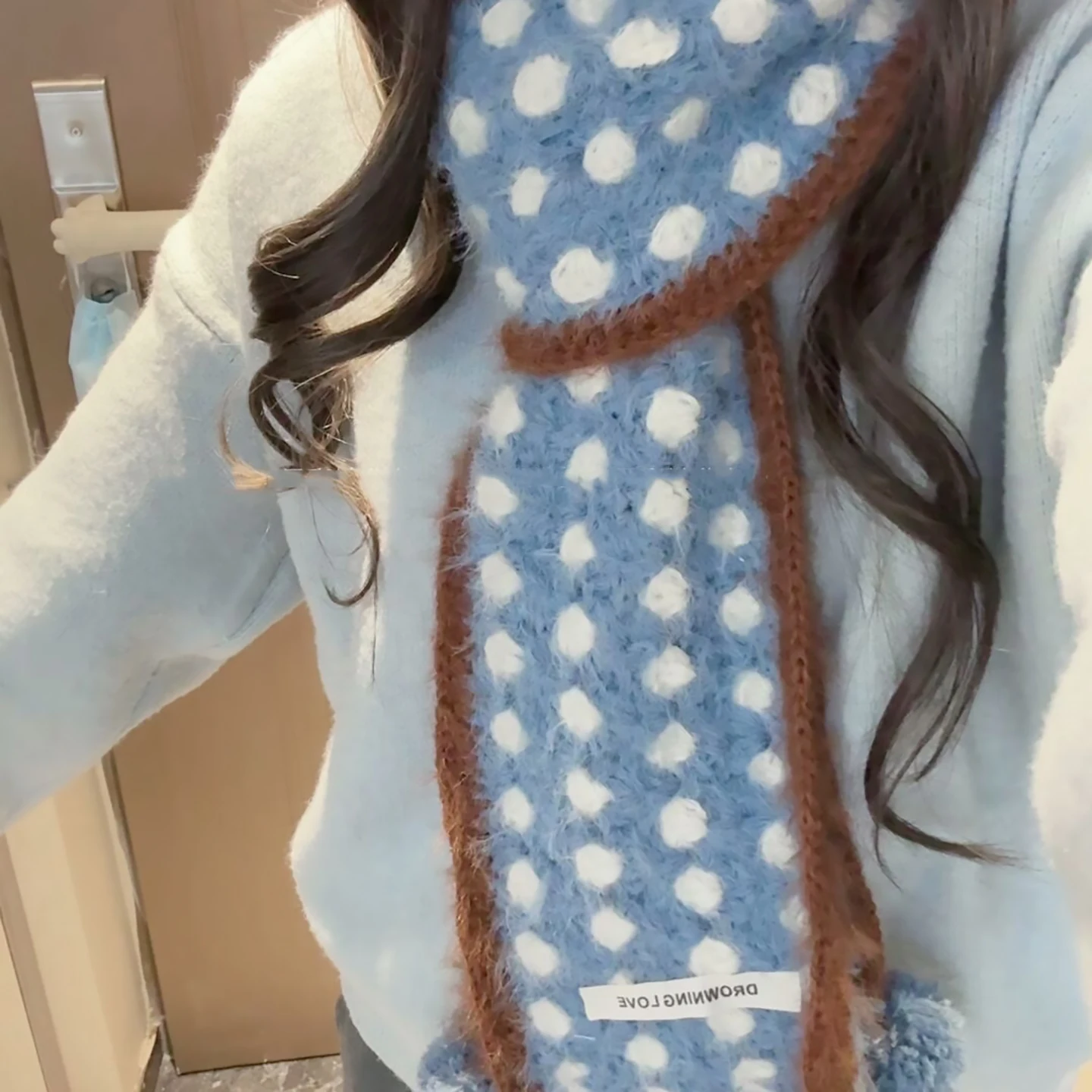 

Handmade DIY Polka Dot Scarf Wool Blend Snowflake Yarn Korean Sle Gift for Friend Knitting Kit cm Circumference