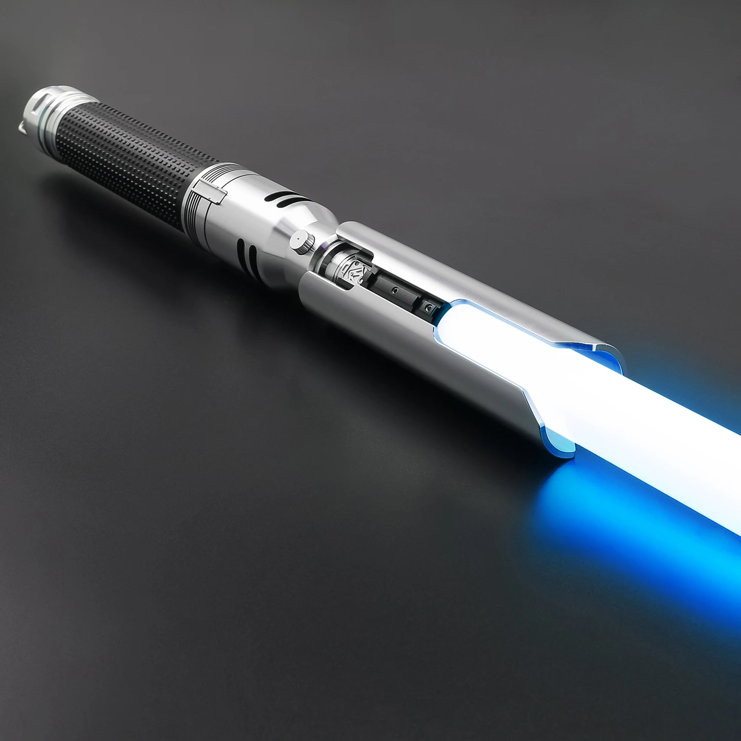 TXQSABER Cal Kestis's EP4 Replica RGB Pixel laser sword Smooth Swing Metal Handle lightsaber Cosplay FOC jedi sword 12 Colors fo