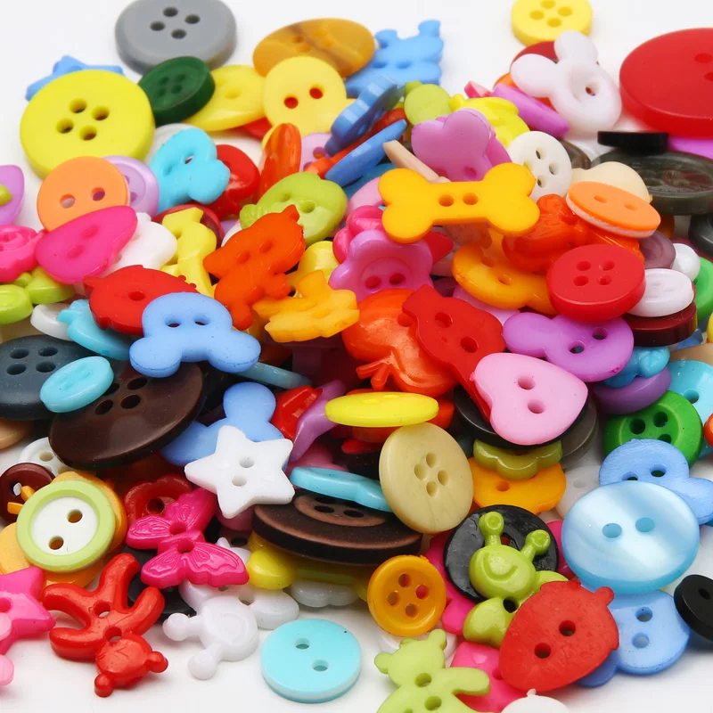 50Pcs Cartoon Resin Buttons Plastic Buttons For Kids Clothes Sewing Buttons Scrapbooking Garment DIY Apparel Accessories