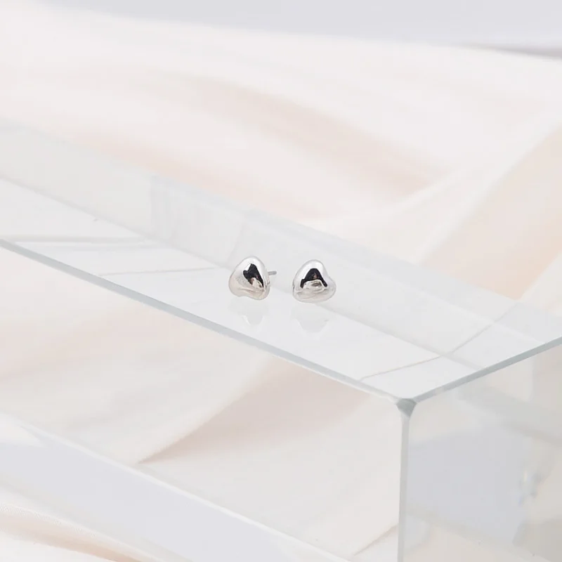 Silver Color Heart Stud Earrings for Women Tiny LOVE Sweet Korean Fashion Girls Small Earrings Cheap Ear Ornament DIY Accessory