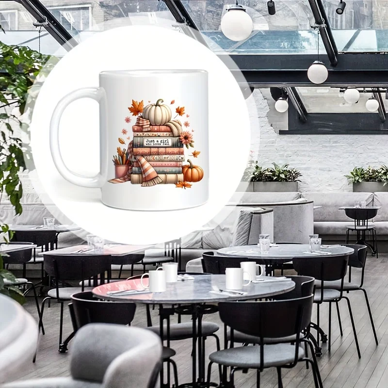 مجرد فتاة تحب كوب سيراميك الخريف - تصميم كتب الخريف والقرع، هدية مثالية لمحبي القهوة، هدية فريدة من نوعها