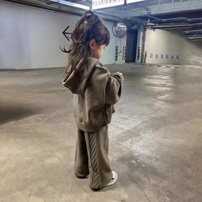 Girls' Suit Autumn and Winter Girls' Casual Sweater Set Children's Hooded Knitted Jacket Two-piece Set