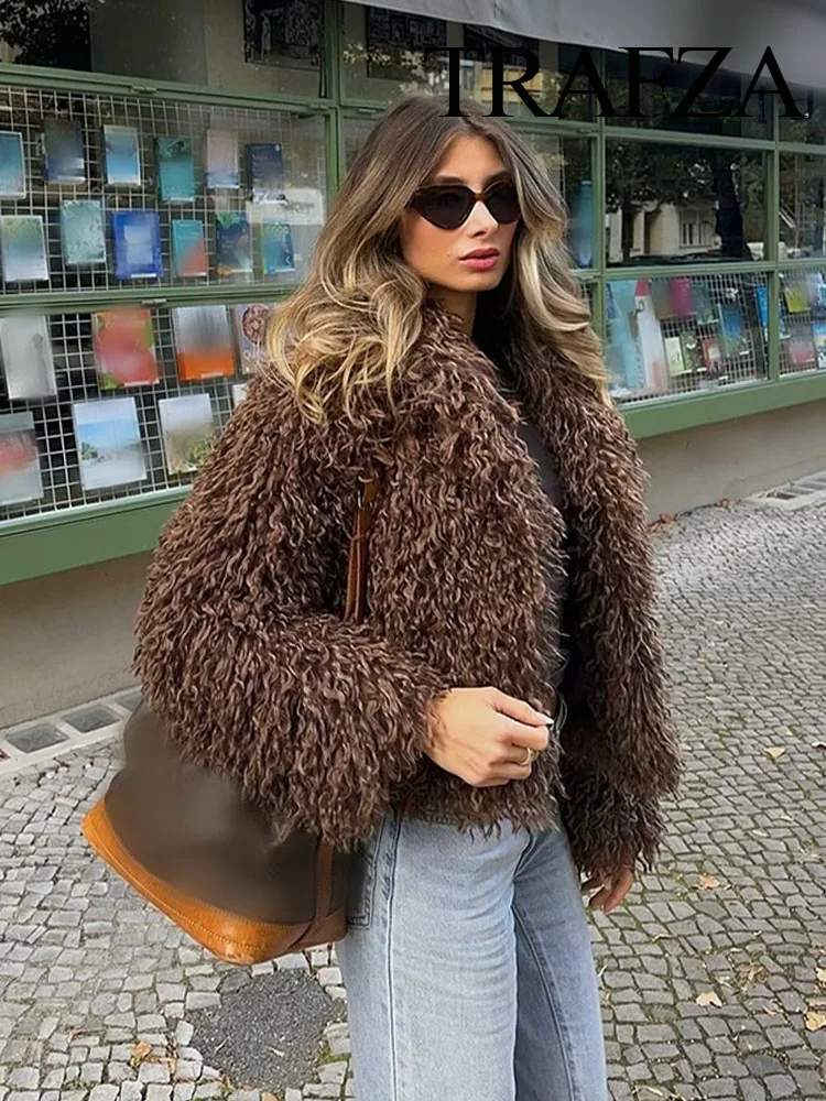 TRAFZA Women\'s Winter High Street Faux Fur Loose Warm Coats Brown Turn Down Collar Long Sleeves Female Fashion Thick Coats