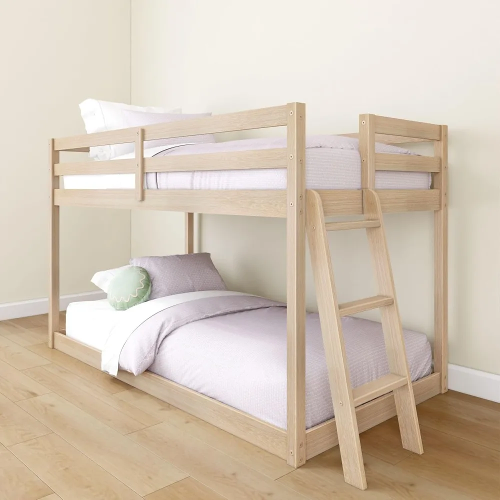 

Двухъярусная кровать Grain & Grove Bear Twin Over Twin, низкий каркас двухъярусной кровати для детей, двухъярусная кровать с лестницей, ограждением и рейками, без коробчатой пружины Re