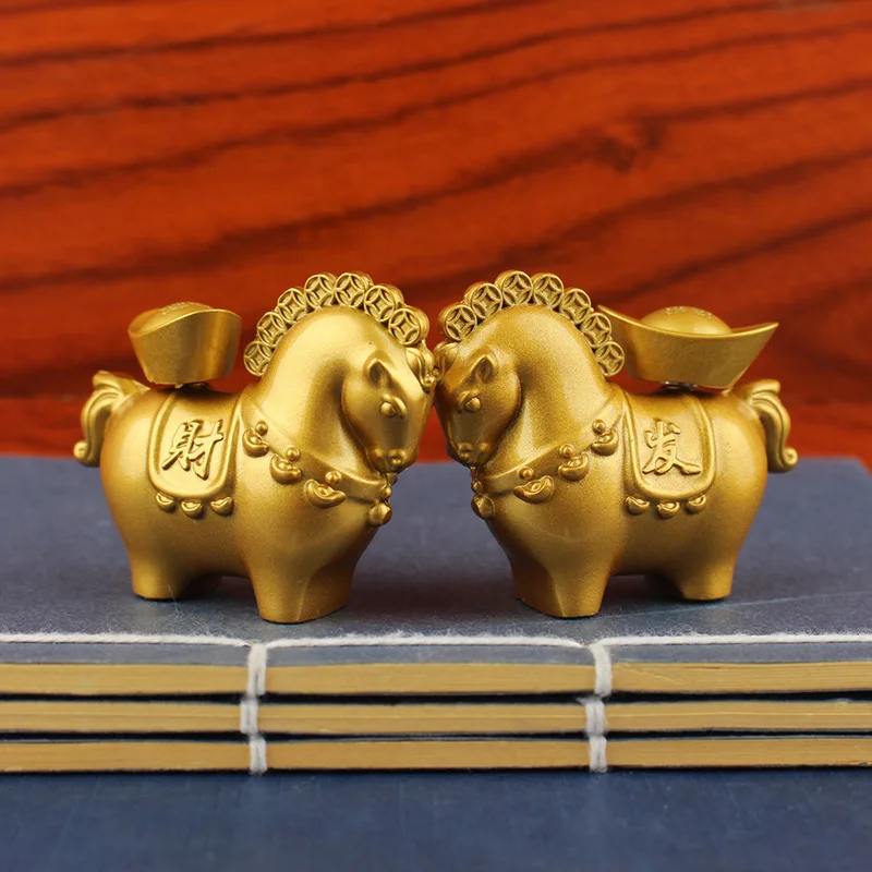 2026 تماثيل السنة الجديدة الكرتون محظوظ الذهب الحصان المشهد الصغير الحلي غرفة المنزل مكتب زينة هدية