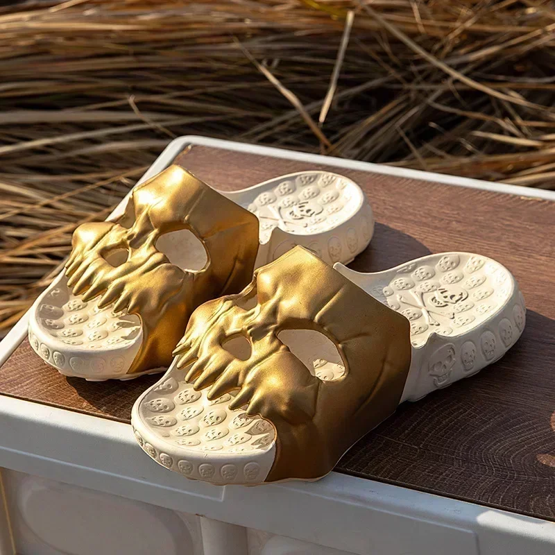 Verão masculino crânio chinelo y2k nuvem praia sandália slides flip flop masculino antiderrapante interior ao ar livre sapato macio casa 2025