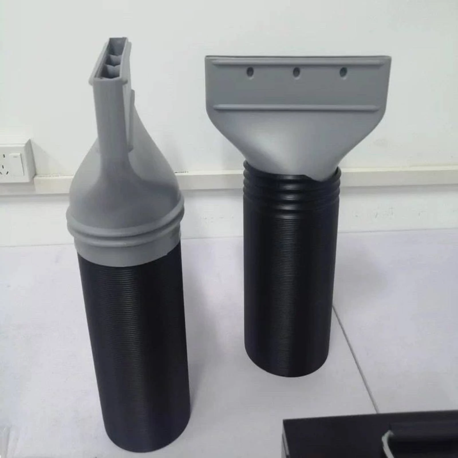Connecteur de conduit d'évacuation à embout plat, adaptateur de sortie d'air de climatiseur à trois trous, adaptateur de conduit de climatiseur à anneaux nervurés