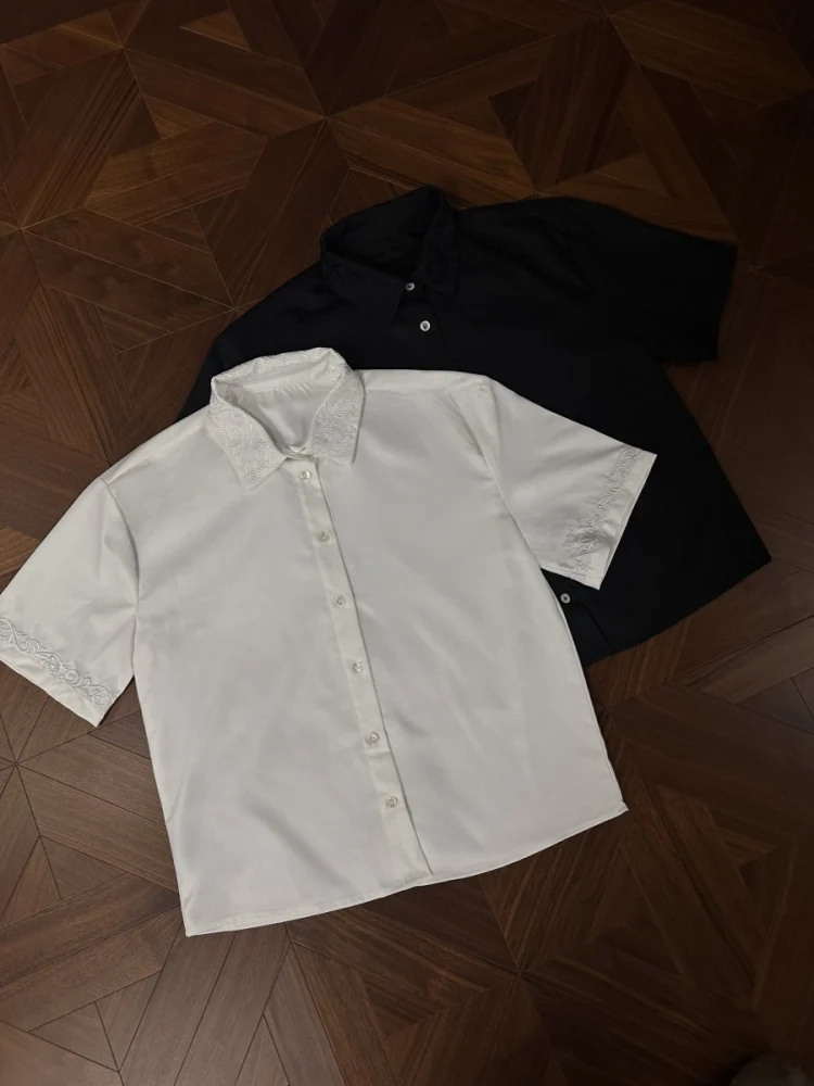

Natural Mother of Pearl Button Casual Summer Shirt Men's Short Sleeve Floral Collar Breathable Loose Fit Plain Color