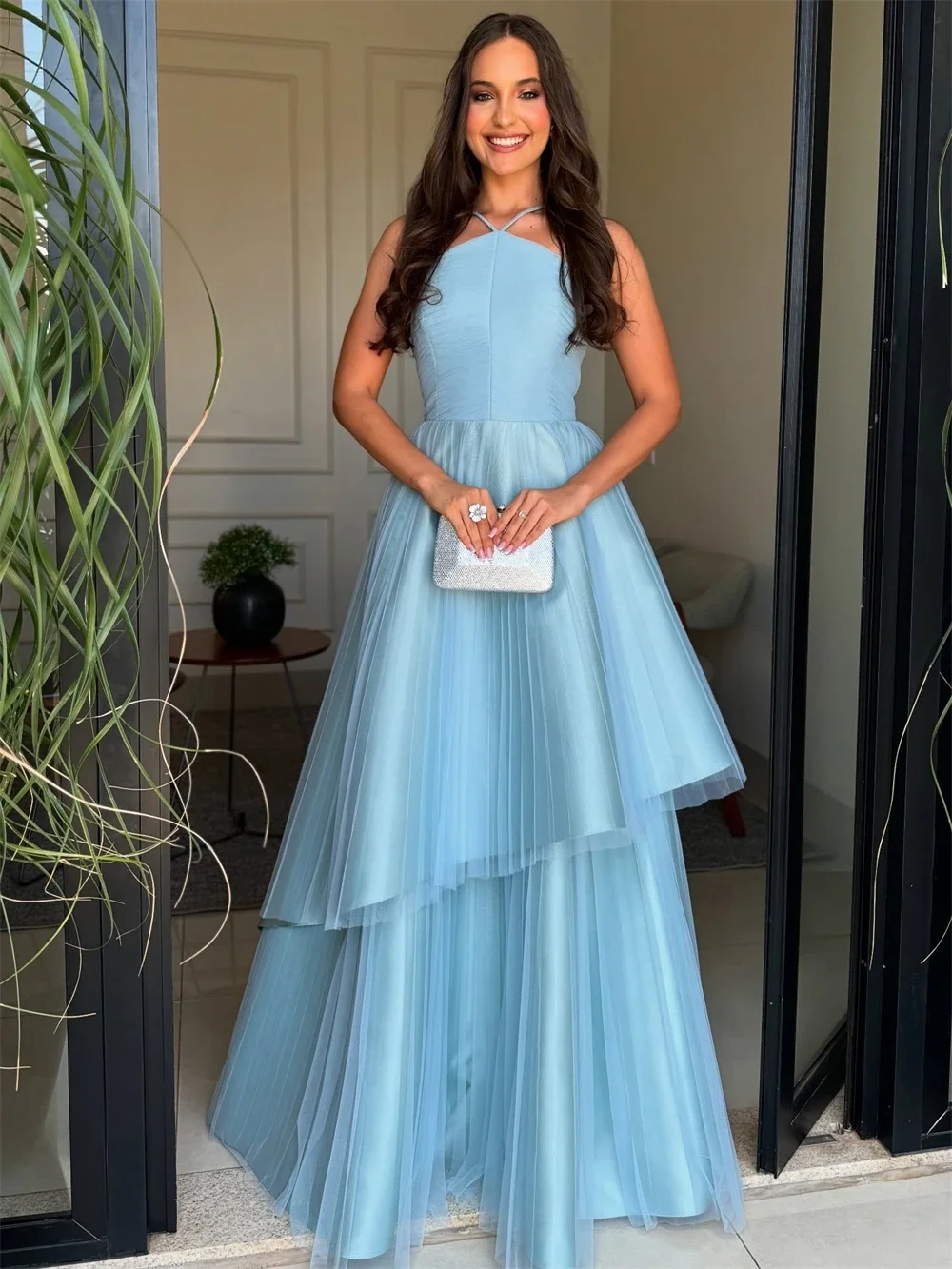 

Customized Blue Tiered Ruffle Halter Neck Prom Dress A-Line Sleeveless Vestidos De Noche Floor-Length Formal Evening Dress