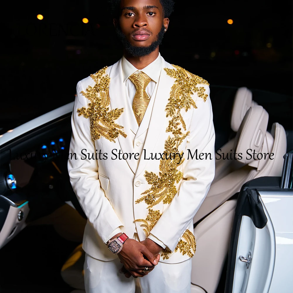 

Sparkly Gold Ornaments Male Suits 3 Pieces Single Breasted Sparkly Wedding Groom Tuxedos Customized Blazer Pants zomerset heren