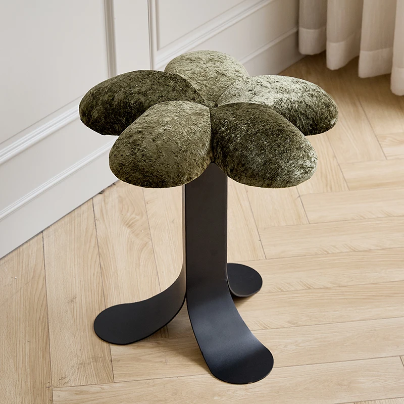 

#k forArt Deco Fluffy Flower-Shaped Stool with Chrome Base - Creative Accent Ottoman for Living Room, Bedroom & Home Decor*