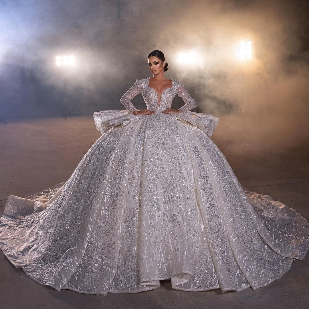 Vintage Ball Gown Wedding Dresses with Train Long Sleeves Sequin Bridal Gowns Lace Up Luxury Robe de Mariage Customize