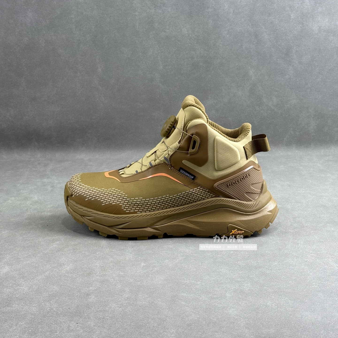 

2025 Winter New High-Quality Unisex Outdoor Anti-Slip Hiking Boots Professional High-Traction Hiking Boots