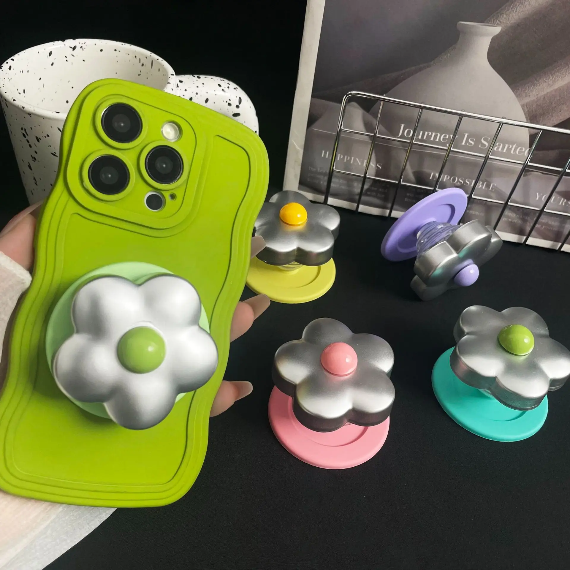 

Ins Style Flower Magnetic Phone Grip Holder Foldable Popular Desktop Stand Cell Mobile Finger Socket Bracket Portable Universal