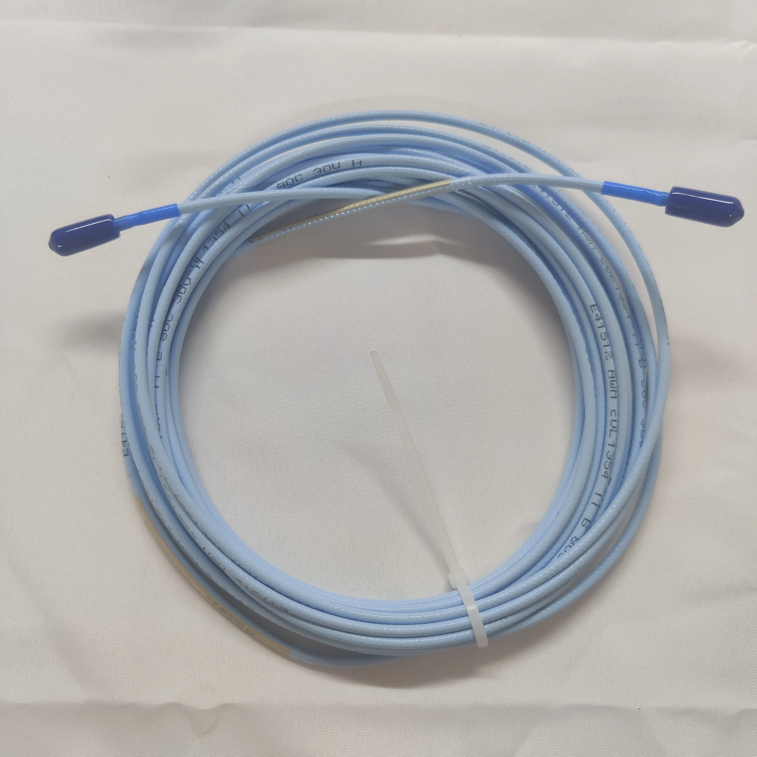 

Bentley Nevada Brand New 3300 XL Standard Extension Cable 330130-070-02-00 for Dedicated Controllers