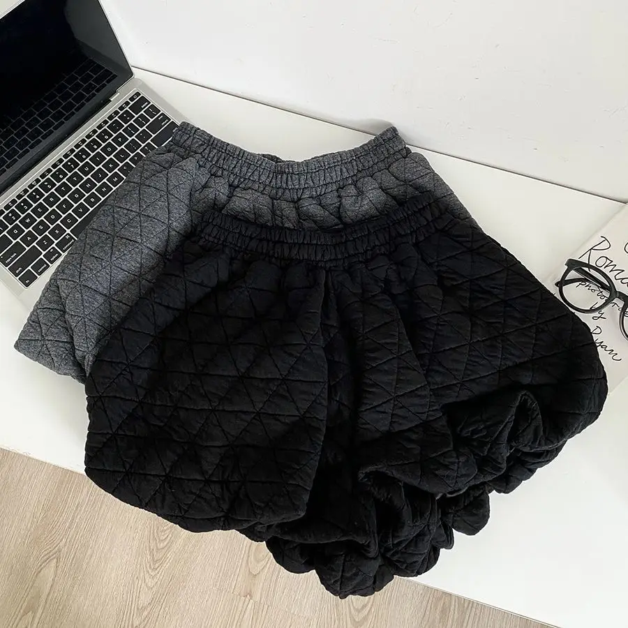 Women's Winter High Waist Wide Leg Short Pants Cotton Filled Elastic Waist A-Line Base Layer Pants Outerwear Thermal Pants