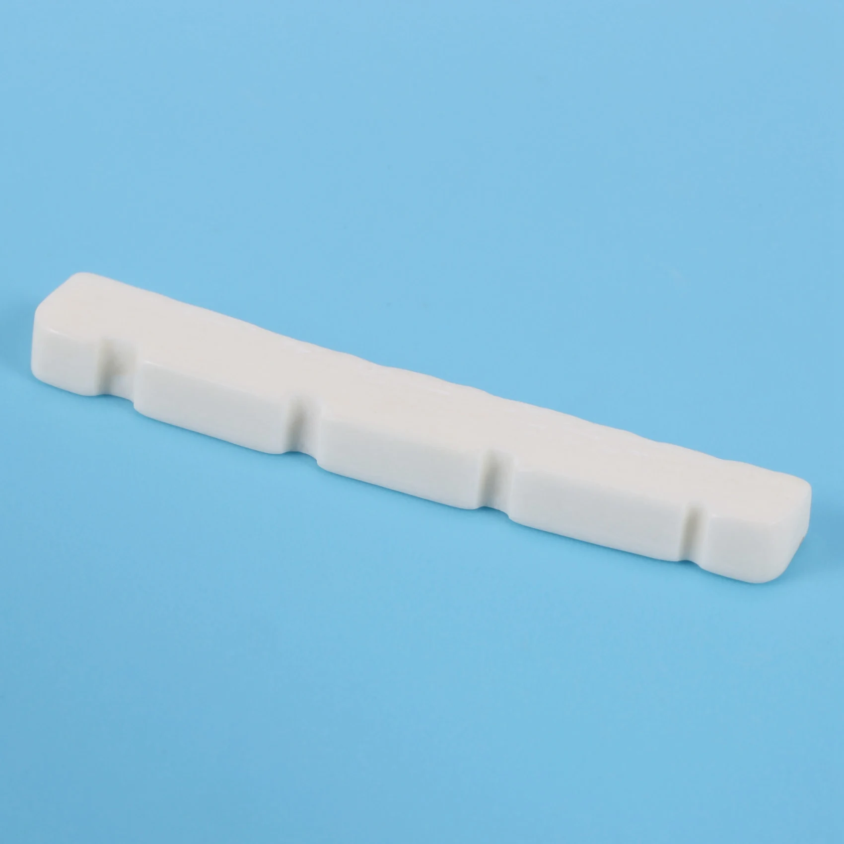 Slotted Curved Bone Bass Nut for 4 Strings Fender PB Precision Jazz Bass, 4.2x3.2x4.6/4.6mm