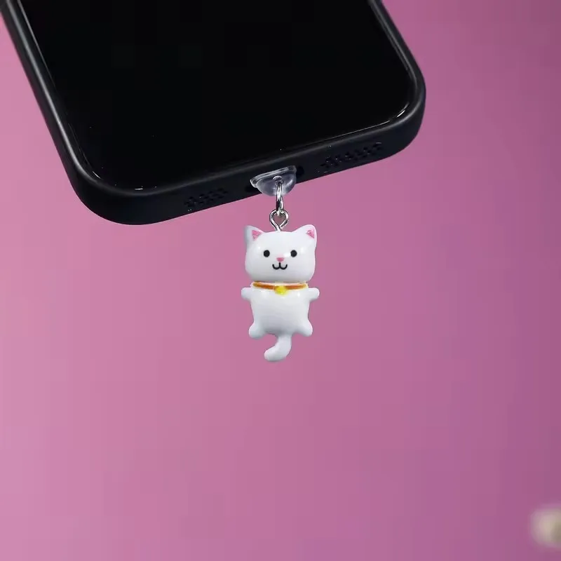 1 ST Drie Kleuren van Leuke Kat Stof Plug Accessoires Decoratie voor iPhone 16 Samsung Type-C Kawaii Mobiele Telefoon Accessoires