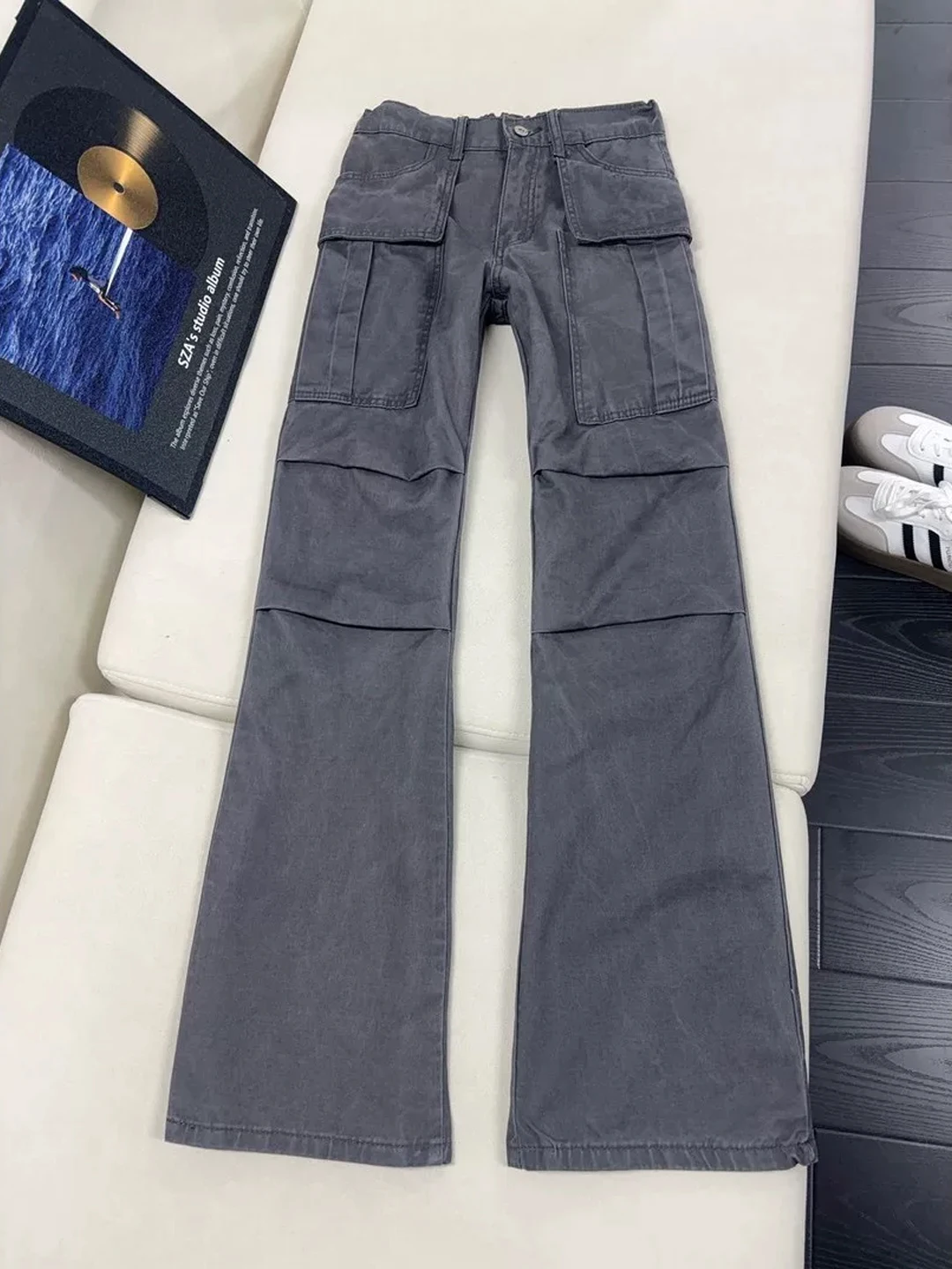 

Серые американские рабочие джинсы для мужчин, зимние, в стиле High Street, прямые, расклешенные, молодежные повседневные брюки