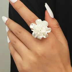 French Romantic White Flower Ring Women's New Trendy Wedding Engagement Party Jewelry Gift Valentine's Day Accessories