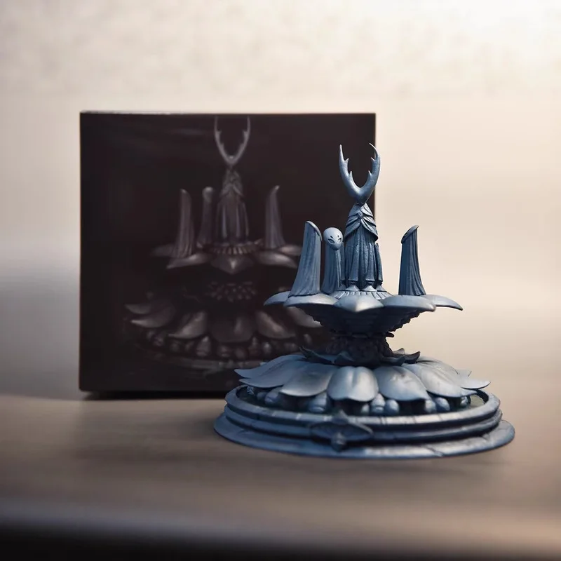 

16CM Hollow Knight City Of Tears PVC Statue Figures Game Peripheral Model Toys Desktop Ornament Gamer Collectible Surprise Gift