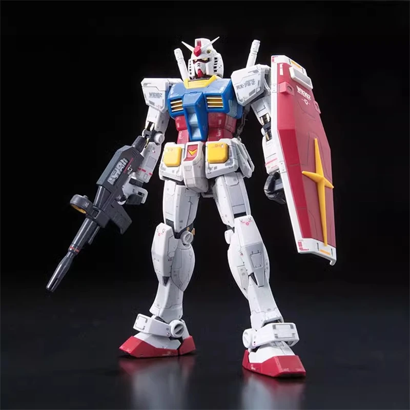 Bandai Mobile Suit Gundam Model Amuro Ray RG RX-78-2 Figure Robot DIY Assembly Toy Animation Collection Ornament Christmas Gift