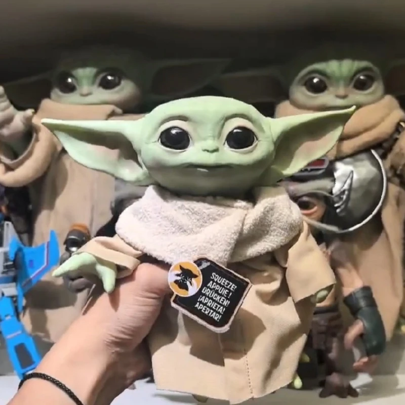 Original Hasbro 10cm Yoda Figure Sound-Producing Toy Star Wars Grogu Mandalorian Electric 1.1 Baby Yoda Model Birthday Toys Gift
