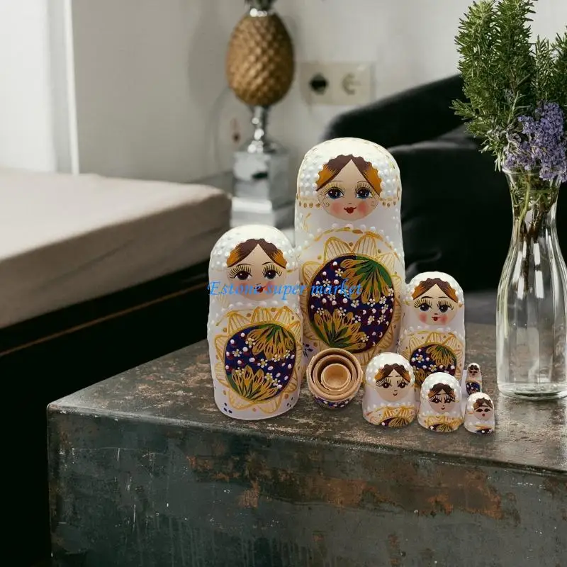 090B Folk Art Russian Nesting Dolls Handmade Figurine with Floral Patterns for Gifting Home Office Decors