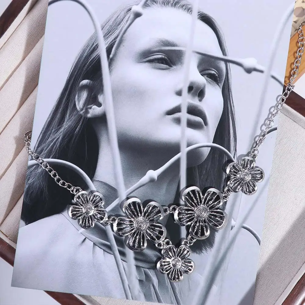 Punk Hollow Bohemian Flowers Necklace Pendant Charm Boho Ethnic Necklace Accessories Adjustable Sweater Chain Women