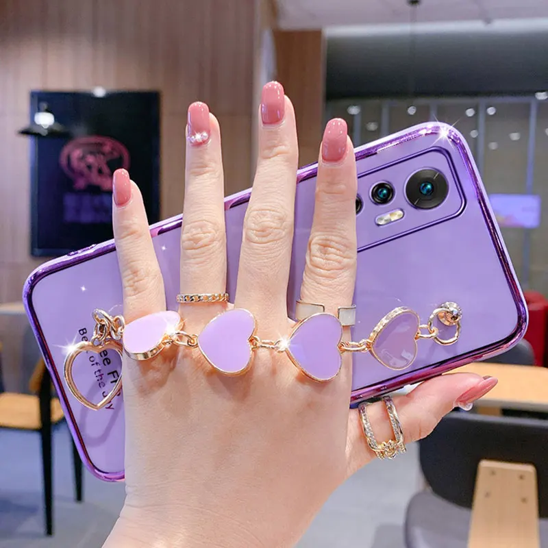 Wrist Bracelet Phone Case For Xiaomi 12 Pro 12X Case Luxury Heart Chain Plating Cover For Xiaomi 12 Pro Lite Case Mi12 12Pro 5G