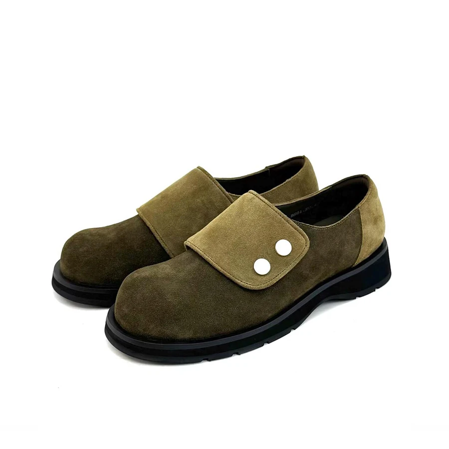 

New color blocked Velcro round toe derby shoes for men featuring anti suede leather sleeves and breathable summer loafers
