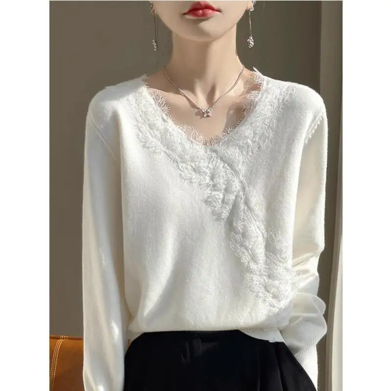 

Korean lace v-neck sweater autumn new style 2025 fairy-like super good-looking long-sleeved versatile loose casual bottoming