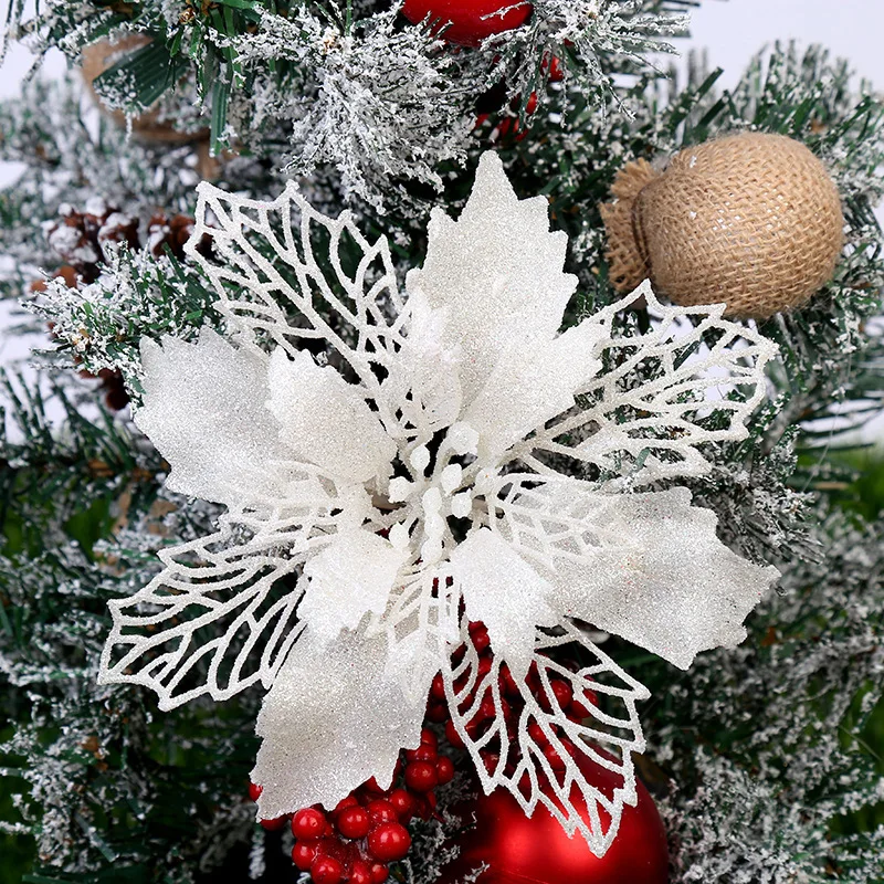 Charming Hollow Flower Christmas Tree Pendant Decoration  9cm Diameter  Perfect Addition to Your Christmas Celebration