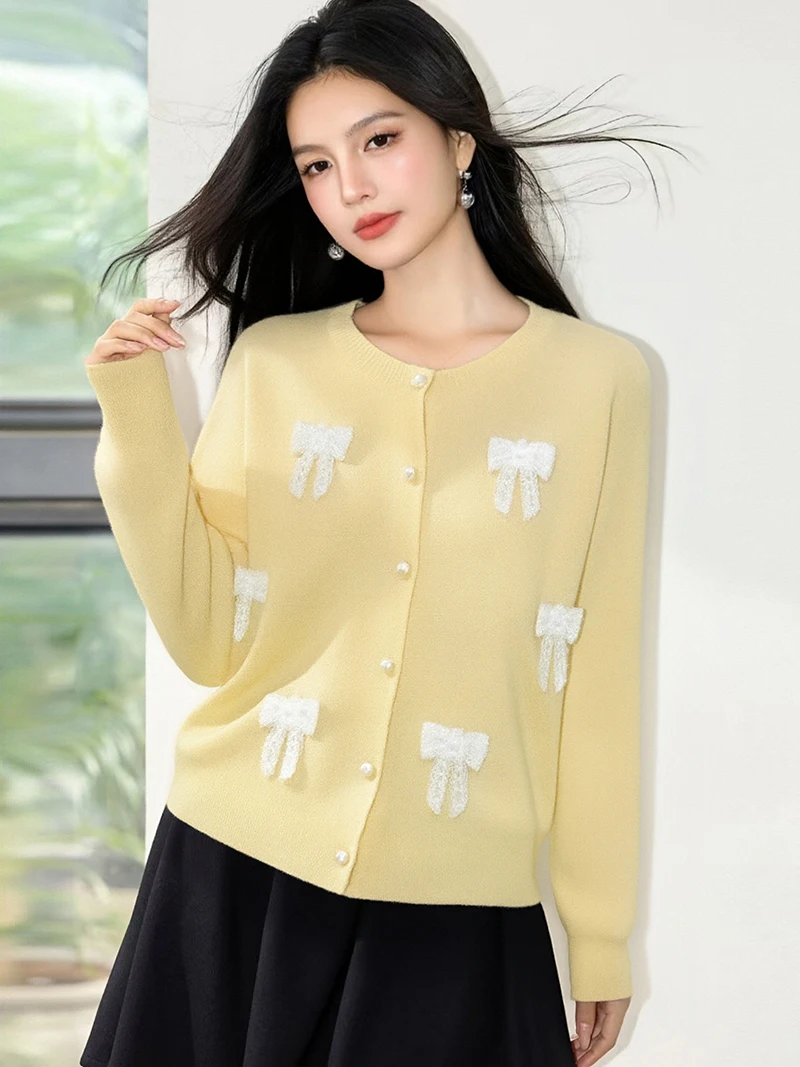 

2025, новинка, европейский, одежда, осень, зима, свитер, модный, сексуальный, женский, с длинным рукавом, вязаный, кардиган, пуговицы, бант, тонкий, топы, 510062