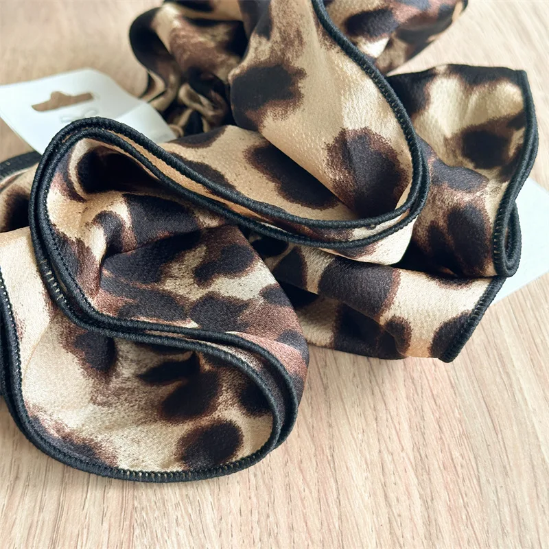 Sweet Cool Spice Girls Double Leopard-Print Elastic Scrunchie Retro Style Low Ponytail Hair Tie Hair Rope Hair Accessory