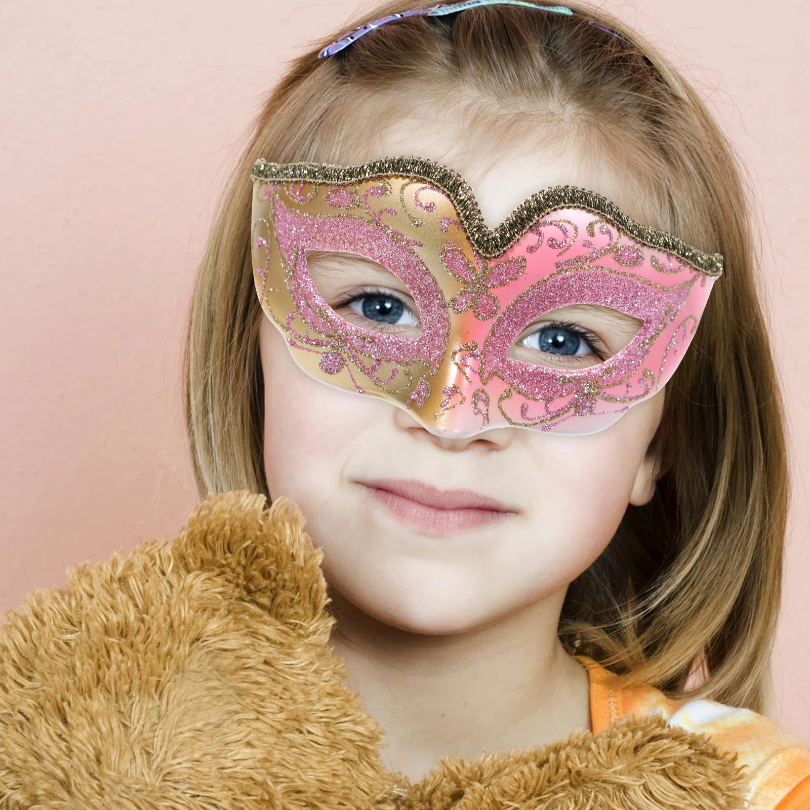 

Kids Gold Glitter Plastic Halloween Mask Half Face Masquerade Party Mask for Carnival Cosplay Masquerade Masks