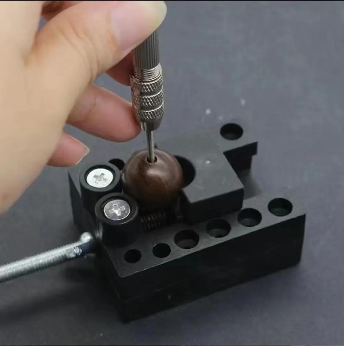 A complete set of replacement drill bits for engraving machines, replaceable accessories for engraving Dremel rotary machines