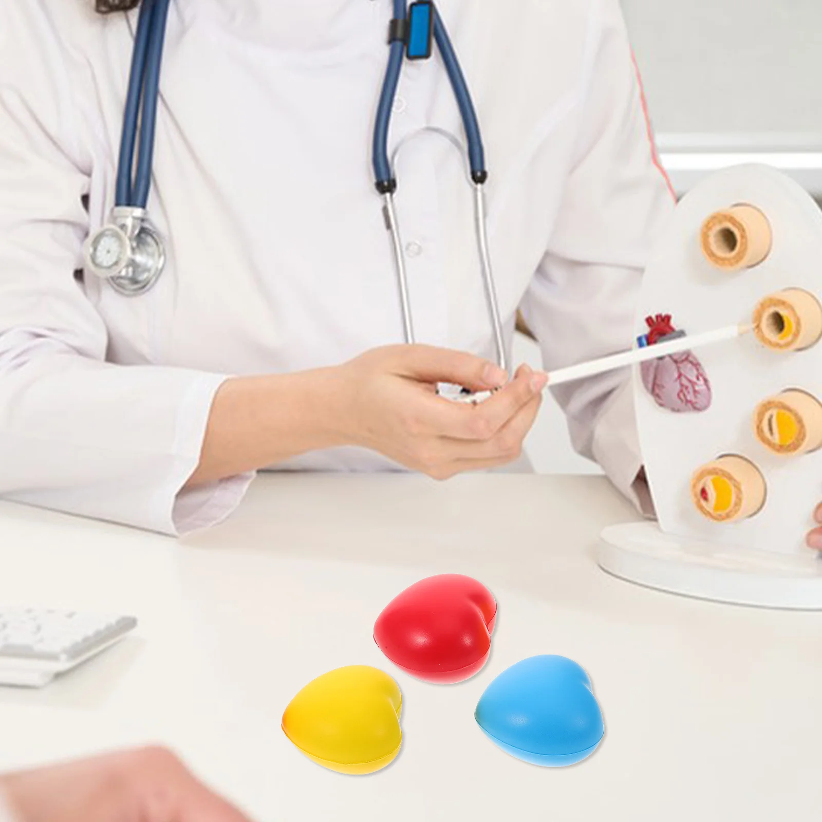 

3Pcs Heart Shaped Stress Balls Hand Exercise Therapy Grip Strengthener Soft PU Squeeze Balls Hand Therapy Massage Ball