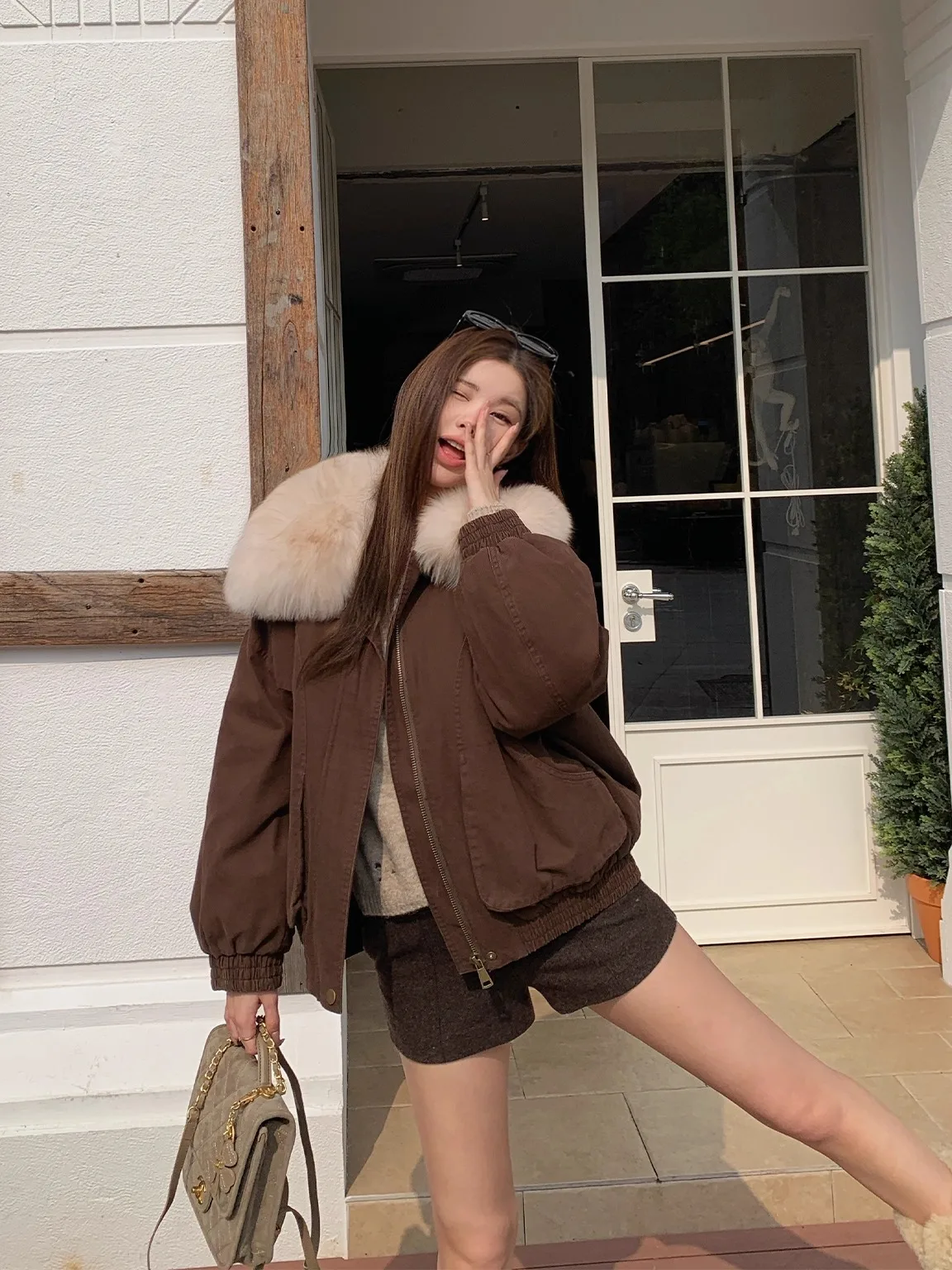 

Женская зимняя парка Daisy с отстегивающимся меховым воротником, наполненная 90% белым гусиным пухом, новая, теплая, универсальный крой