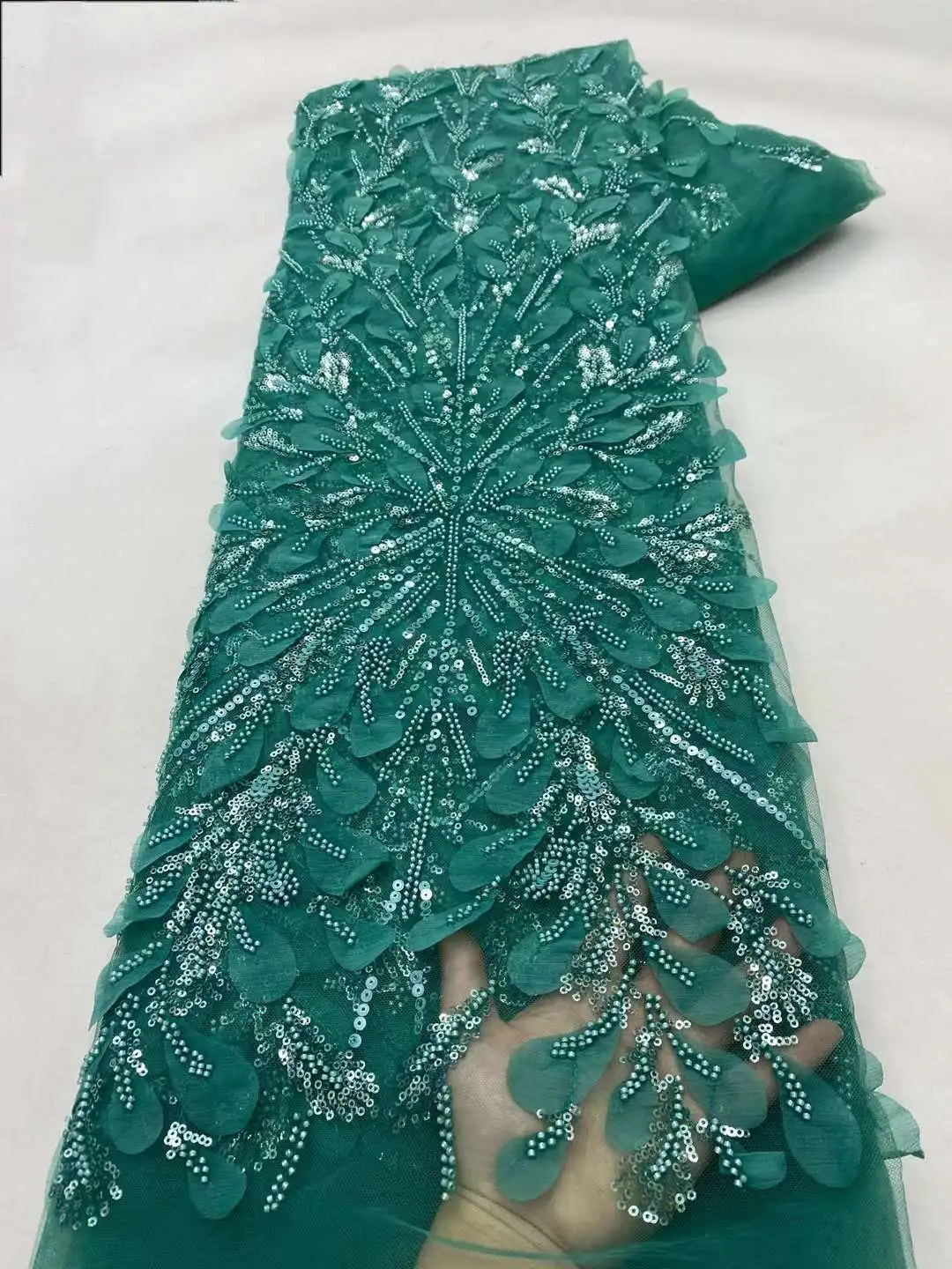 

African 3D Lace Fabric 5 Yards 2024 High Quality With Beads Embroidered French Nigerian Sequins Lace Fabric For Wedding XZ