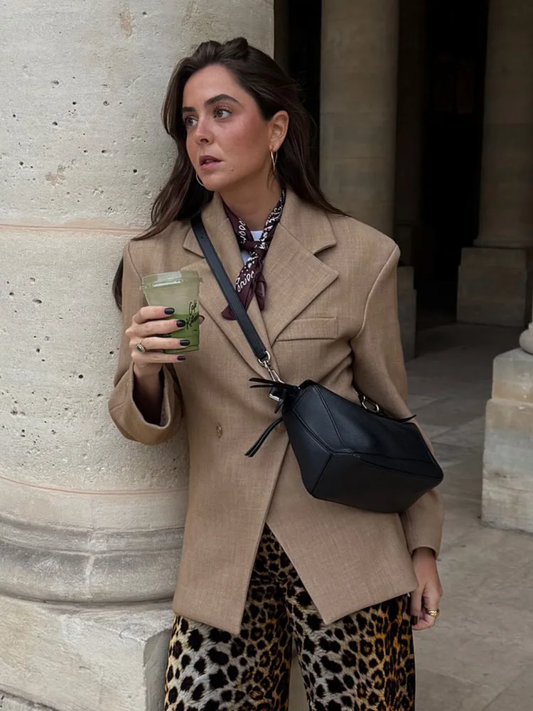 

HH Women New Fashion Double Breasted Long Sleeve Hem Slit Blazer Female Simple Commuter Versatile Casual Waist Slim Lapel Jacket